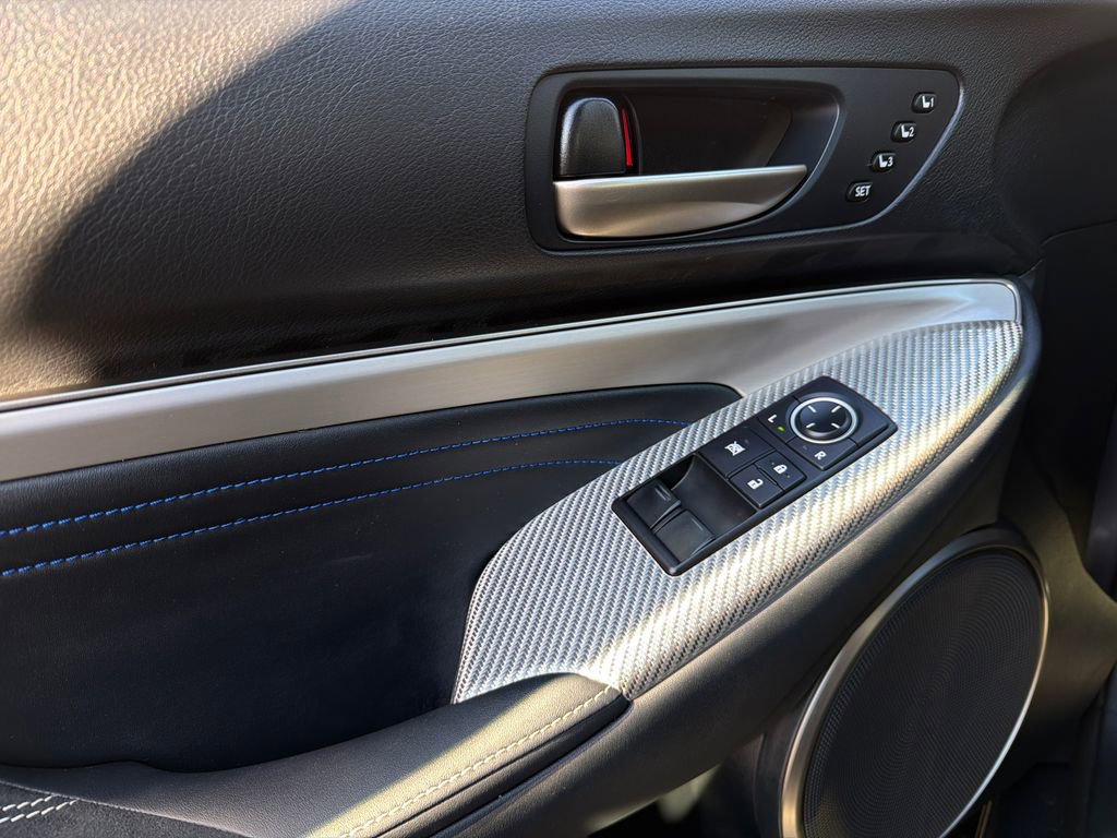 Used 2015 Lexus RC F image 31