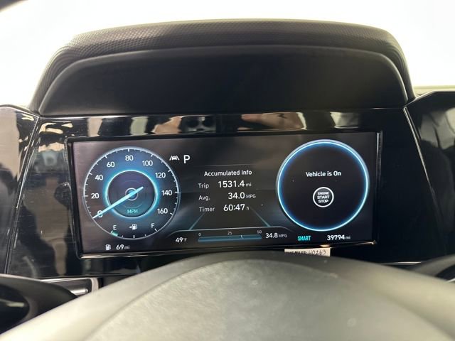 Used 2021 Hyundai Elantra SEL w/ Convenience + Premium Package image 17