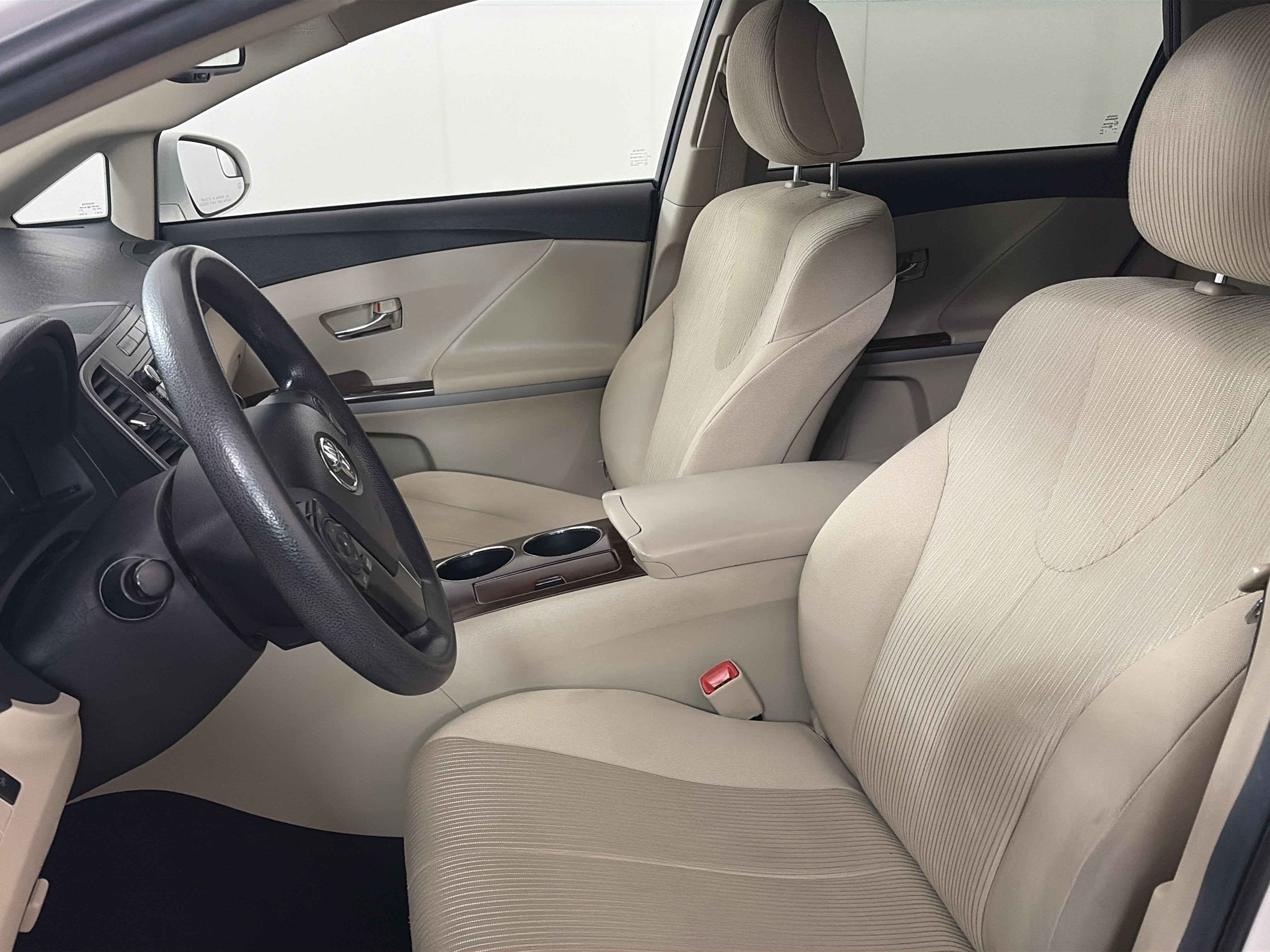 Used 2013 Toyota Venza LE image 14