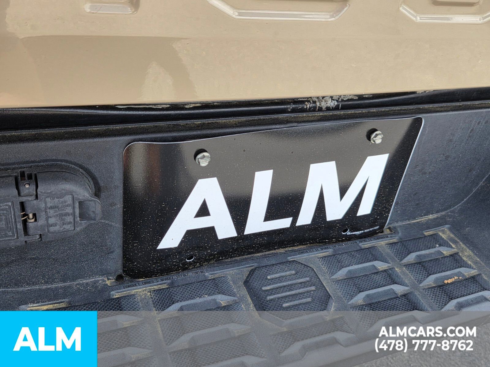 Used 2017 Toyota Tacoma TRD Off-Road image 10