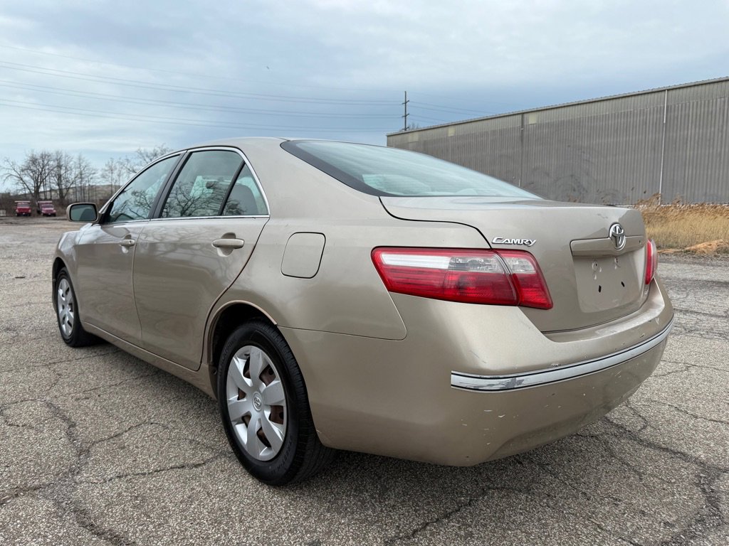 Used 2008 Toyota Camry CE FWD image 4