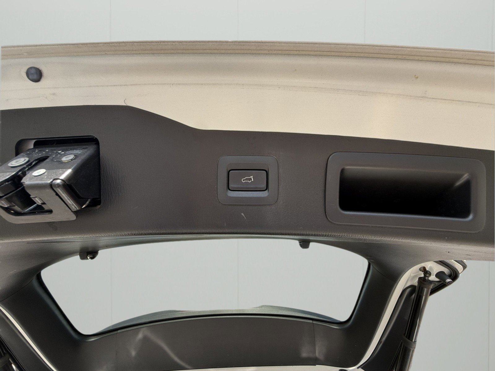 Used 2017 MAZDA CX-5 Touring w/ Preferred Equipment Package image 24