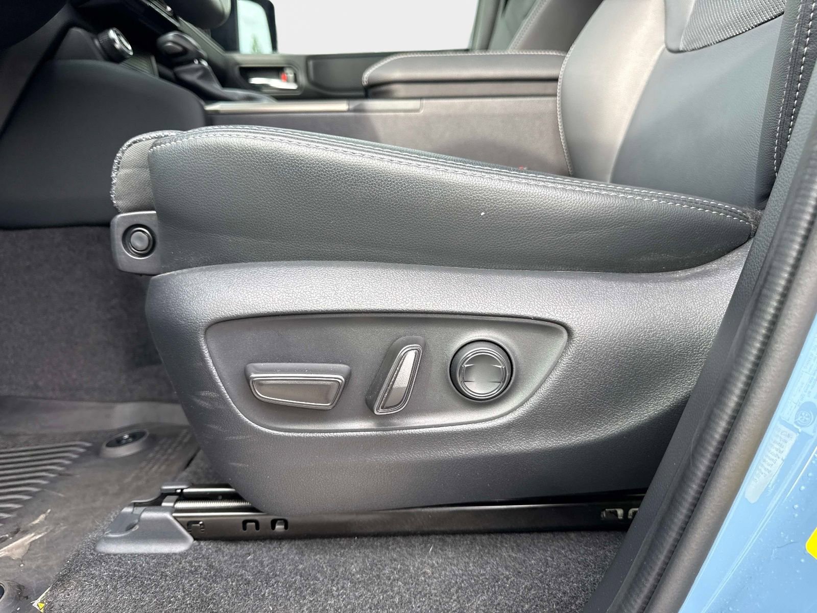 Used 2025 Toyota Land Cruiser w/ Premium Package image 19