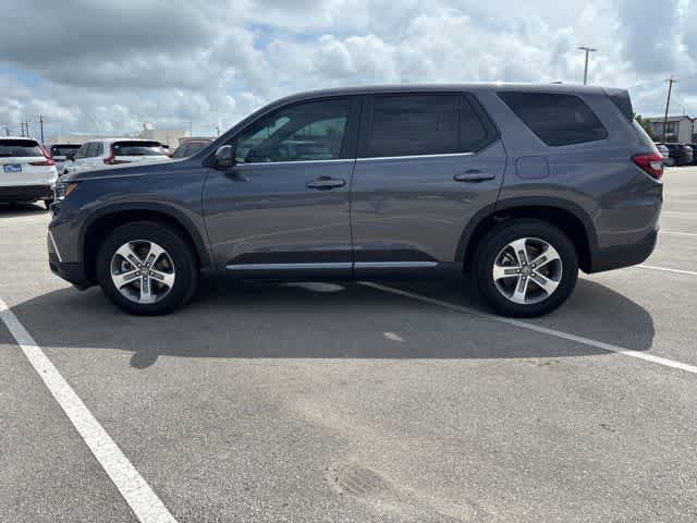 Used 2025 Honda Pilot EX-L image 2