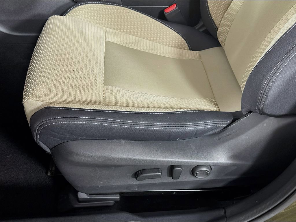 Used 2023 Subaru Outback Premium image 22