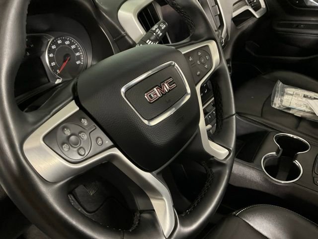 Used 2024 GMC Terrain SLT w/ Elevation Edition image 20