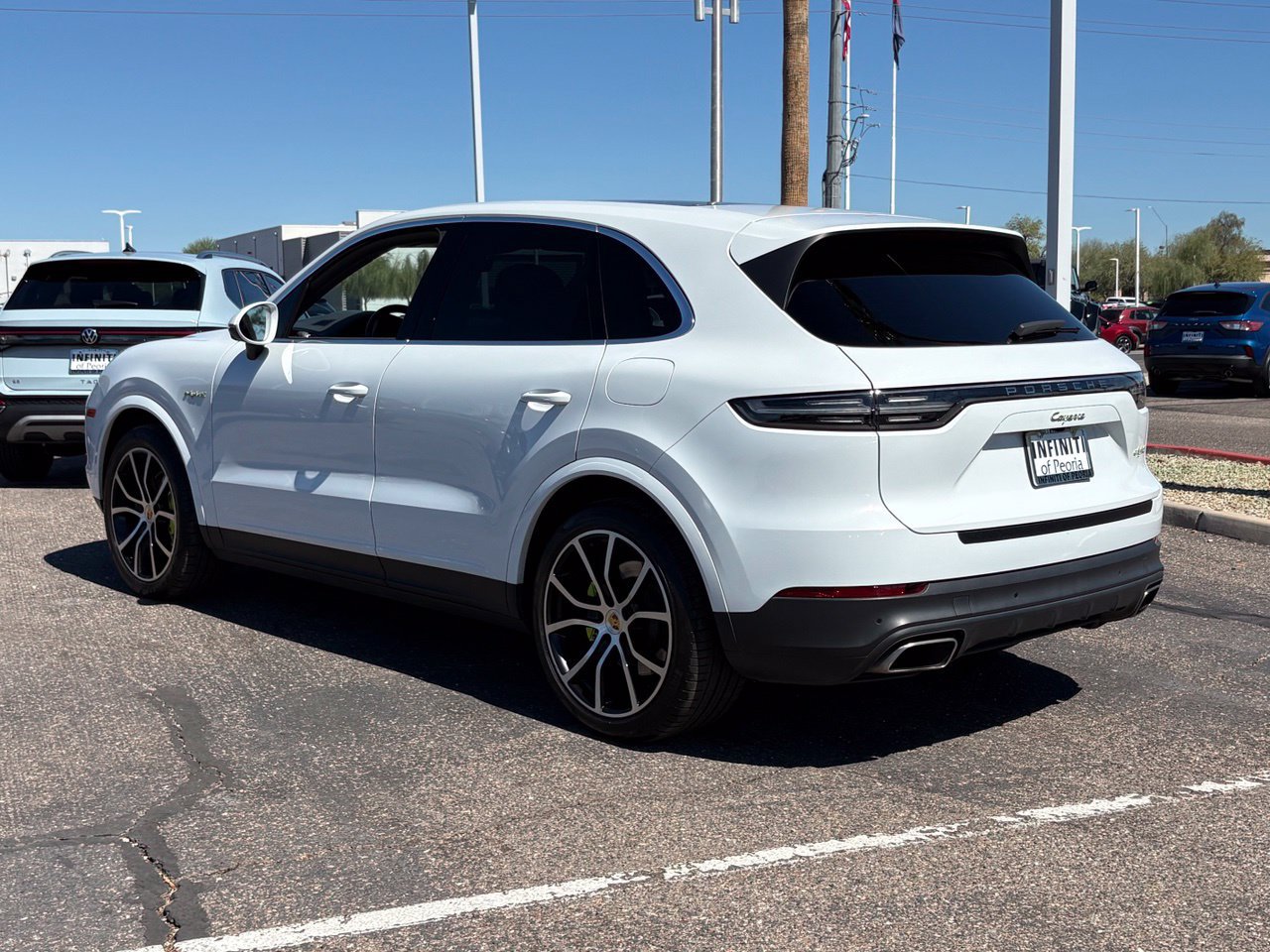 Used 2019 Porsche Cayenne E-Hybrid AWD/4WD image 4