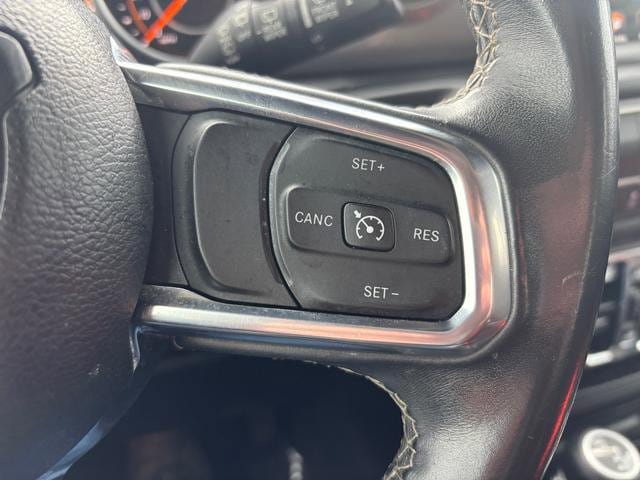 Used 2018 Jeep Wrangler Unlimited Sahara AWD/4WD image 20
