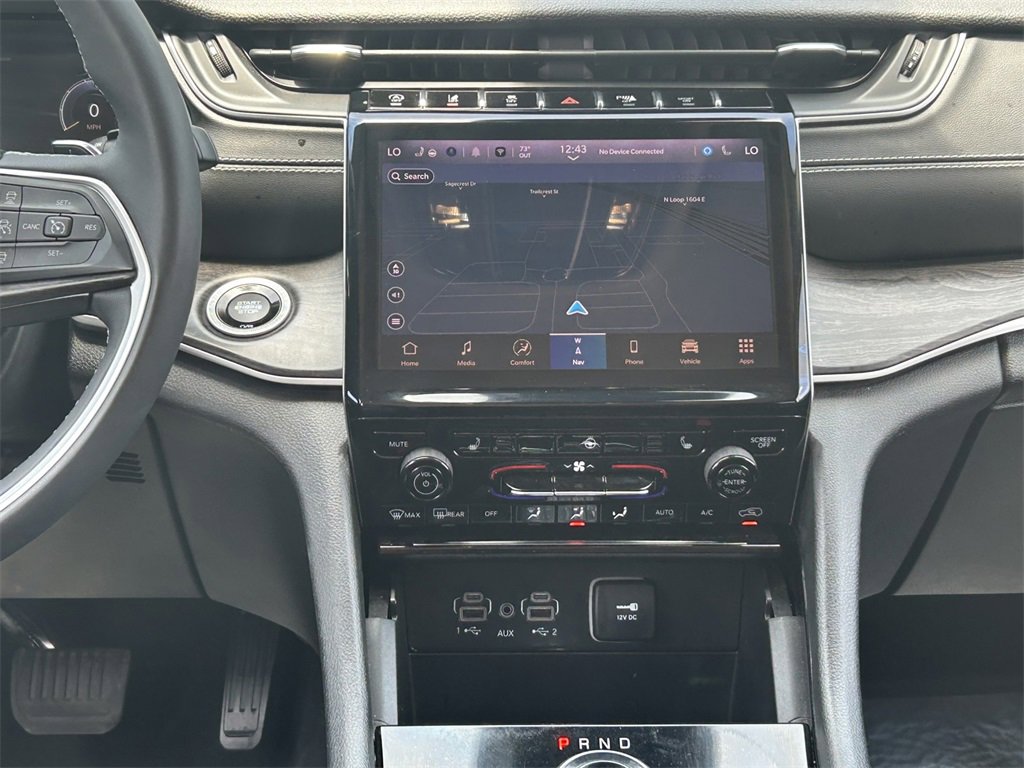 Used 2023 Jeep Grand Cherokee L Limited image 20