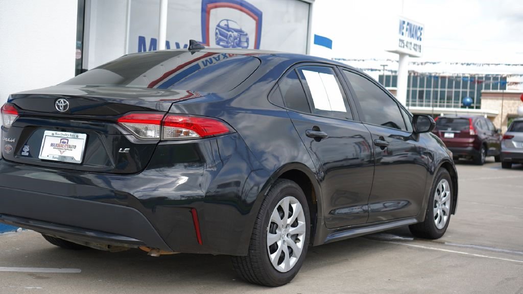 Used 2021 Toyota Corolla LE image 6