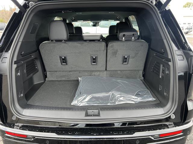 New 2026 Chevrolet Traverse High Country image 5