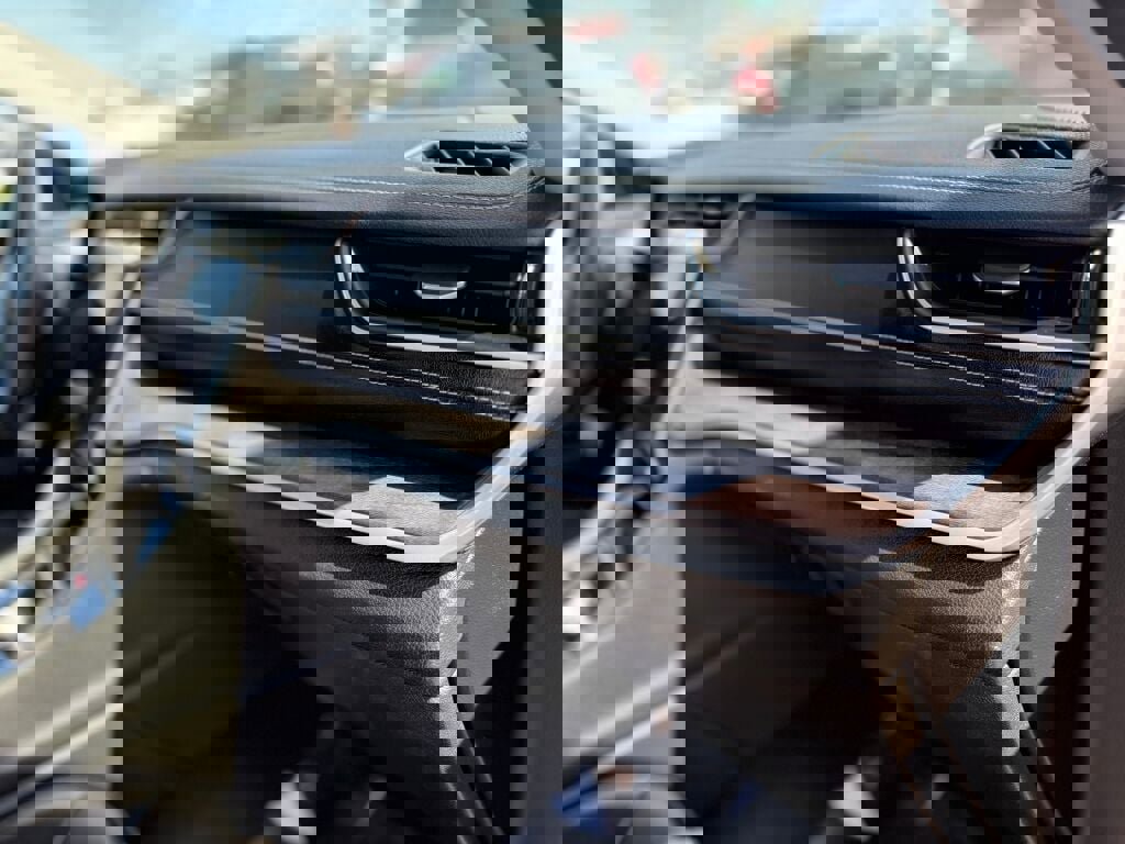 Used 2021 Jeep Grand Cherokee L Limited image 31