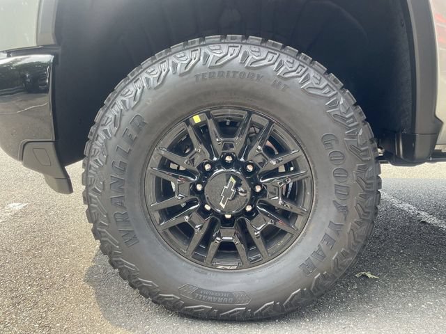 New 2026 Chevrolet Silverado 2500 ZR2 AWD/4WD image 10