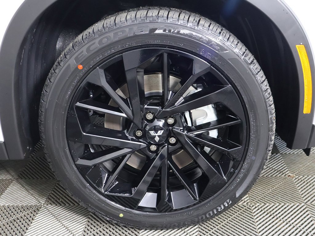 New 2025 Mitsubishi Outlander SEL Black Edition image 25