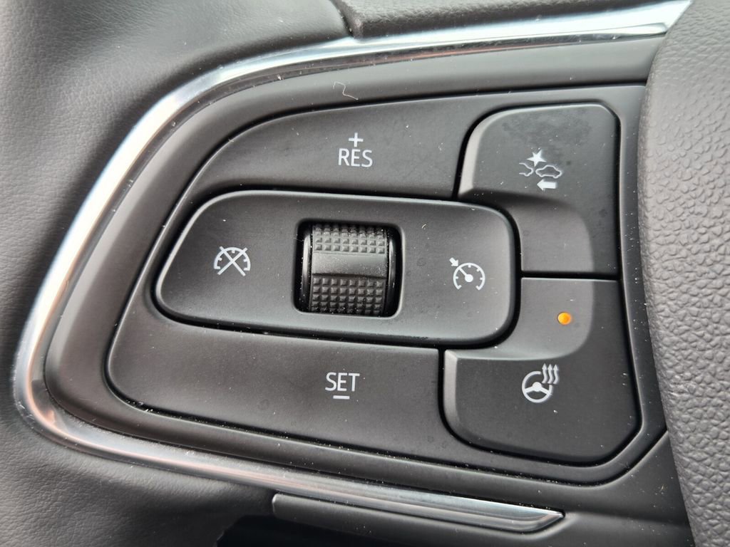 Used 2025 Buick Envista Sport Touring w/ Convenience I Package image 22