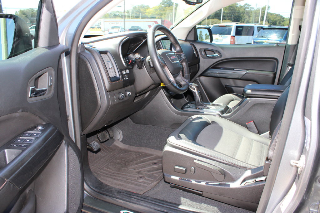Used 2022 GMC Canyon AT4 w/ Driver Alert Package AWD/4WD image 11