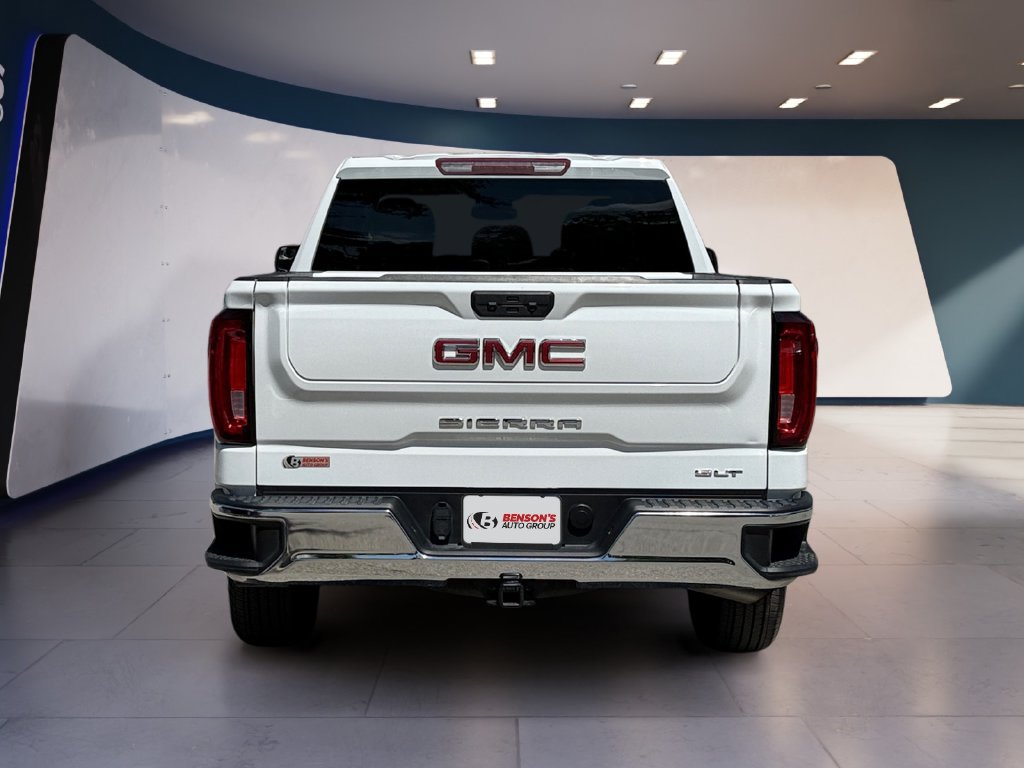 Used 2025 GMC Sierra 1500 SLT AWD/4WD image 4