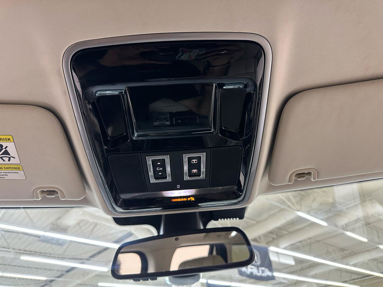 Used 2014 Land Rover Range Rover HSE AWD/4WD image 32