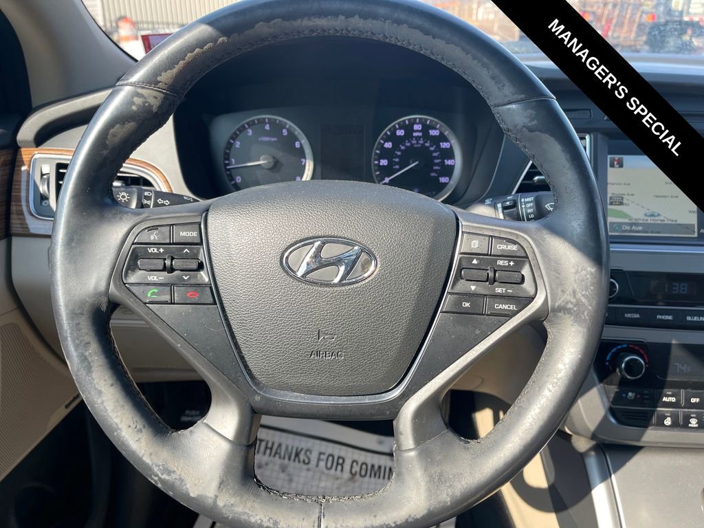 Used 2015 Hyundai Sonata Limited w/ Option Group 05 FWD image 21