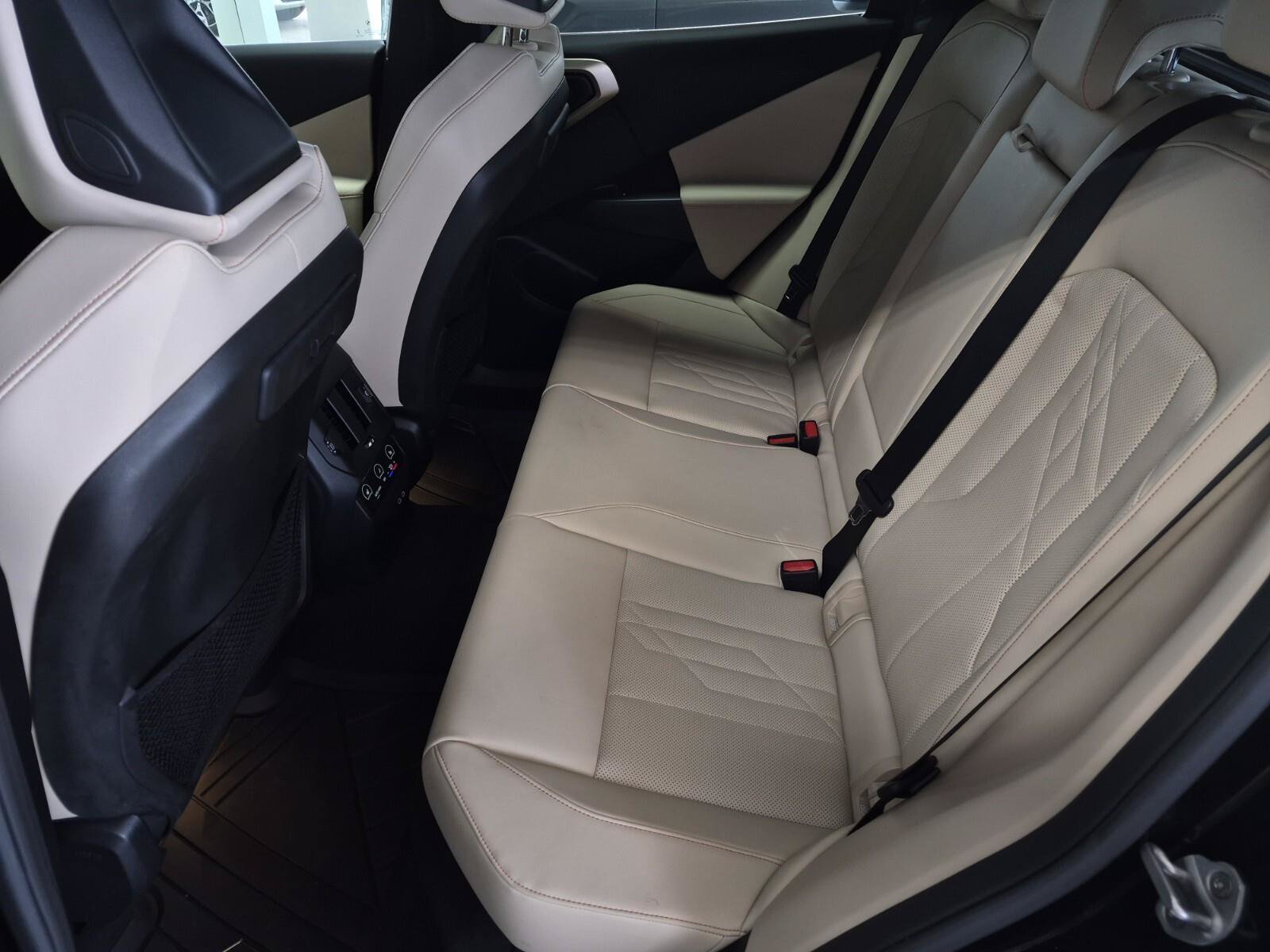 Certified 2025 BMW X3 xDrive30i w/ Premium Package AWD/4WD image 18