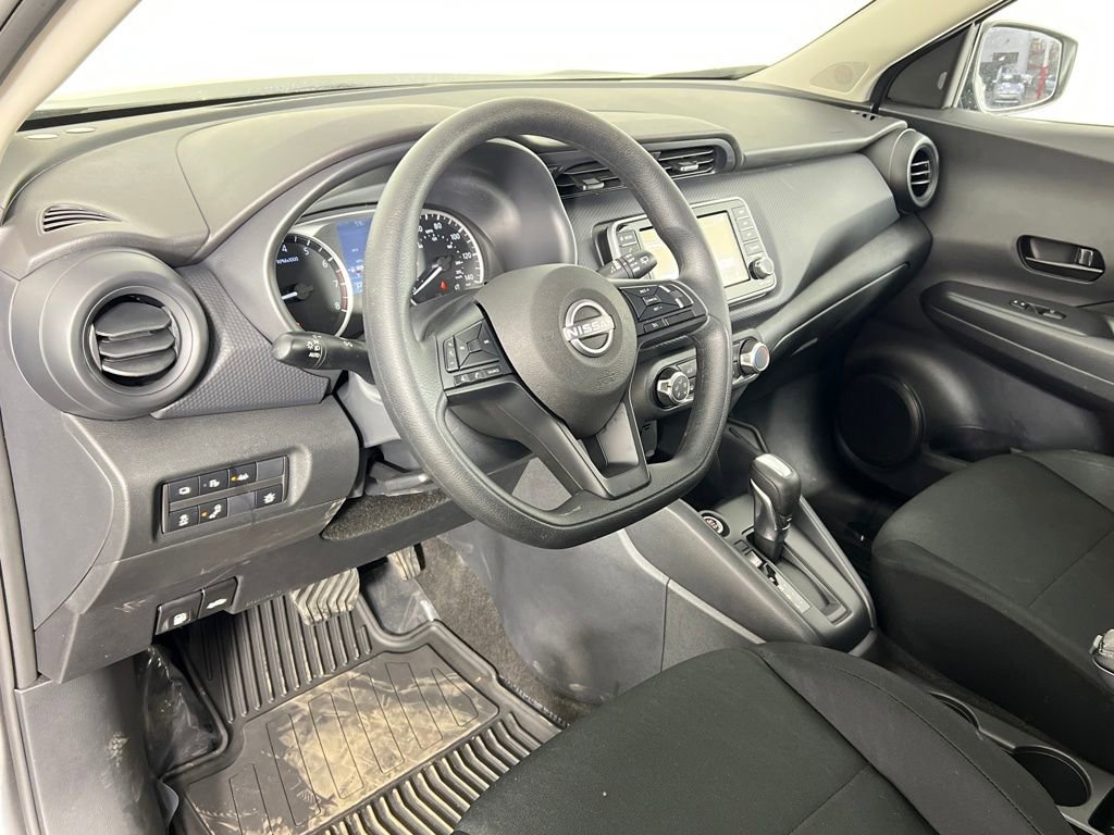 Used 2025 Nissan Kicks Play S image 23