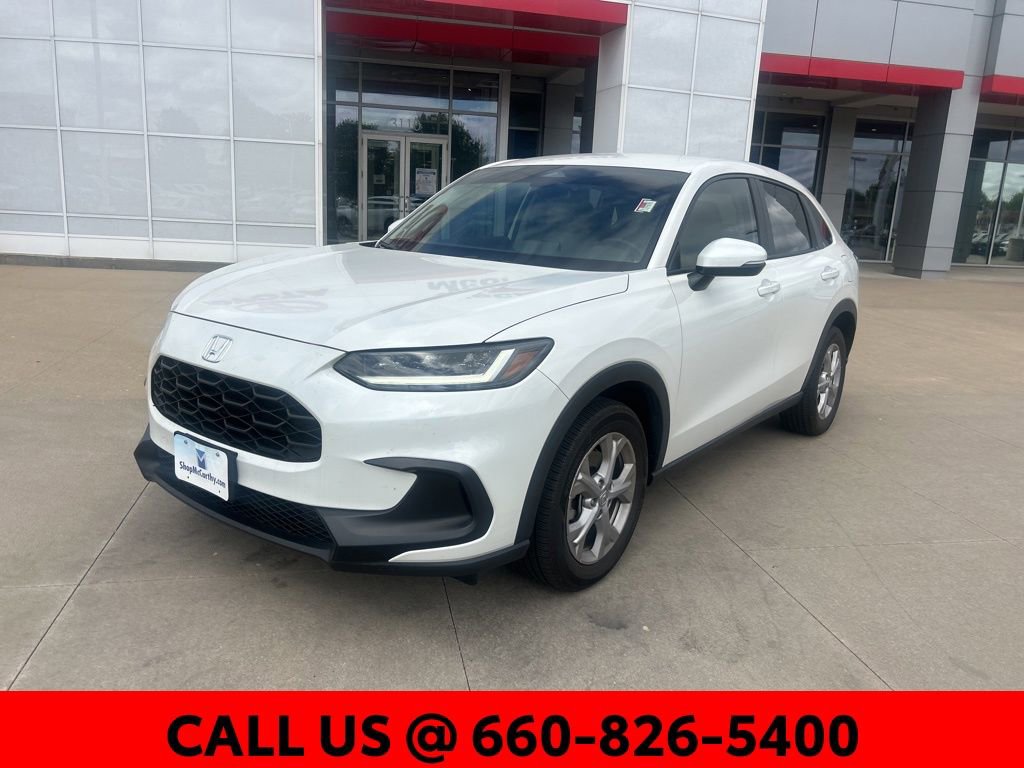 Used 2024 Honda HR-V LX image 2