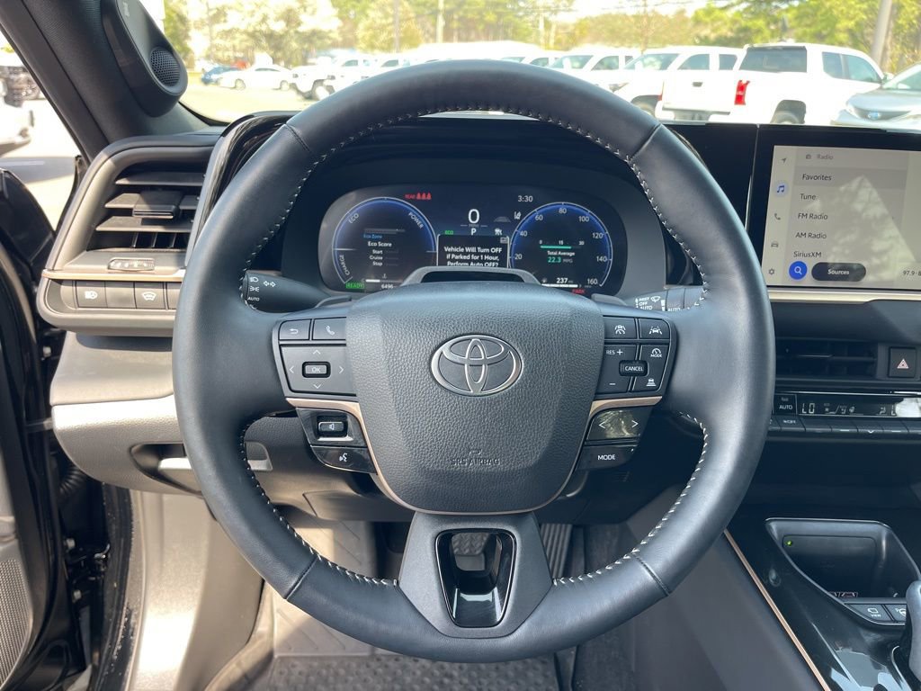 Used 2025 Toyota Crown Platinum image 15