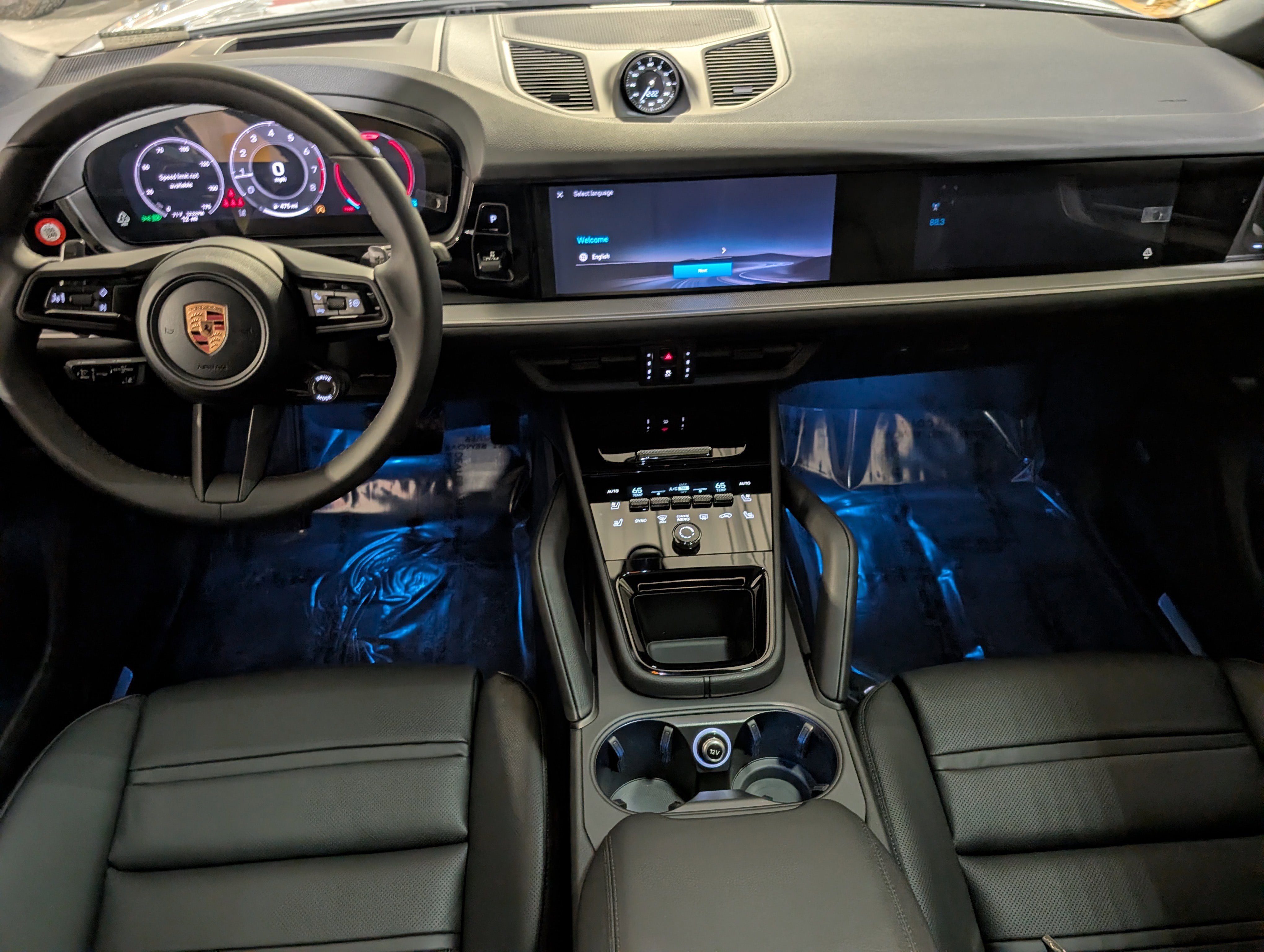 New 2026 Porsche Cayenne Coupe image 7