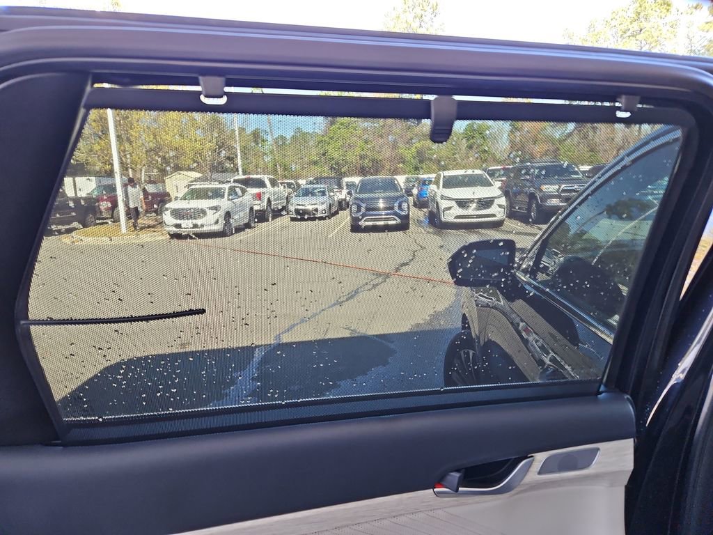 Used 2024 Hyundai Palisade Calligraphy image 35