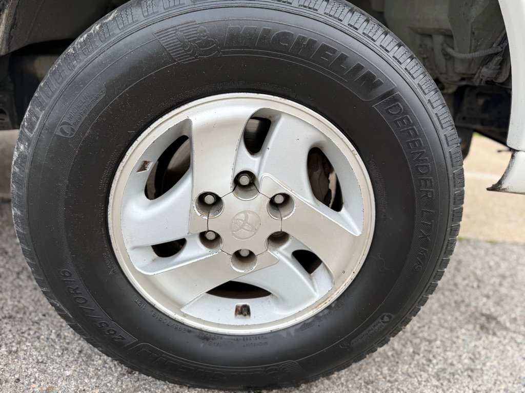 Used 2002 Toyota Sequoia Limited RWD image 22