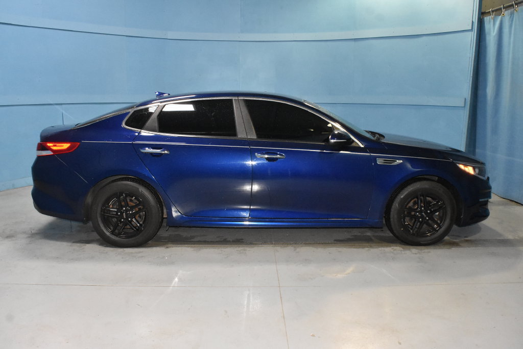 Used 2017 Kia Optima LX w/ Driver Convenience Package FWD image 20