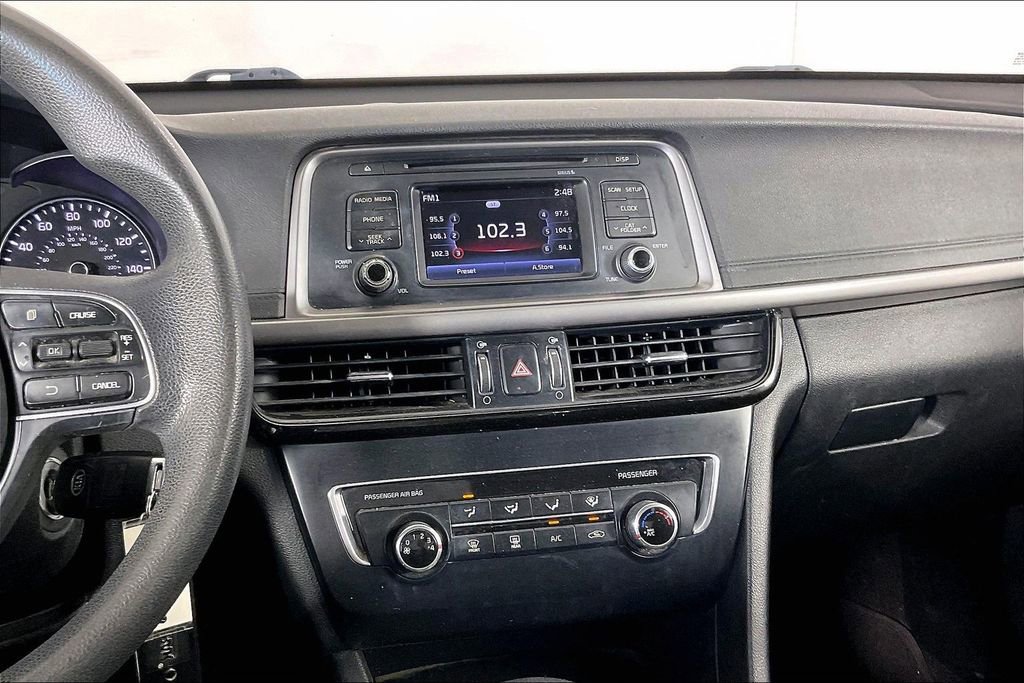 Used 2016 Kia Optima LX image 9