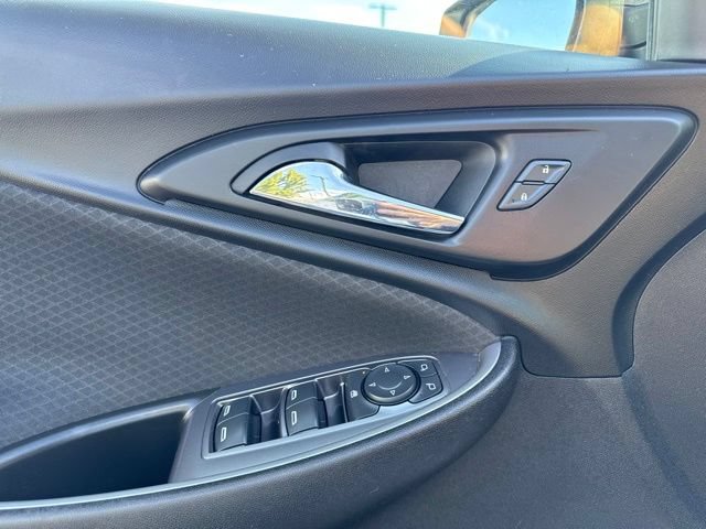 Used 2017 Chevrolet Malibu LS FWD image 17