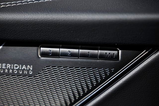 New 2026 Jaguar F-PACE R-Dynamic S image 15