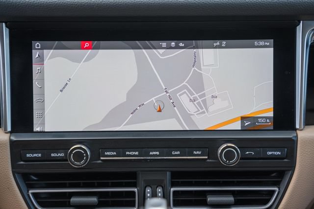 Used 2021 Porsche Macan AWD/4WD image 26
