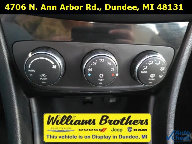 Used 2013 Chrysler 200 Limited w/ Sun/Sound Group image 16