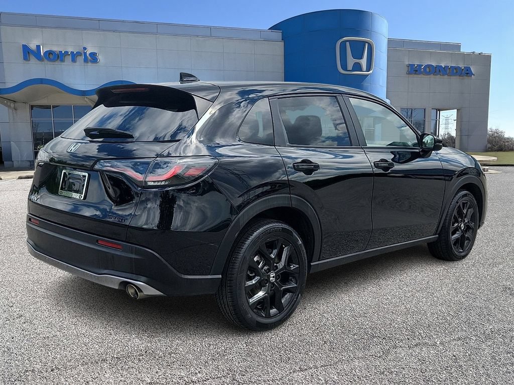 Used 2024 Honda HR-V Sport image 4