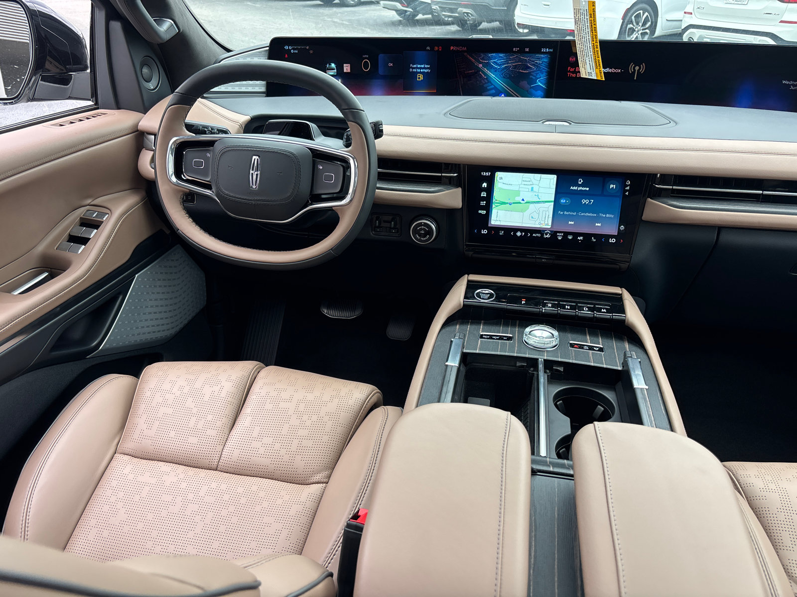 New 2026 Lincoln Navigator L Black Label AWD/4WD image 30