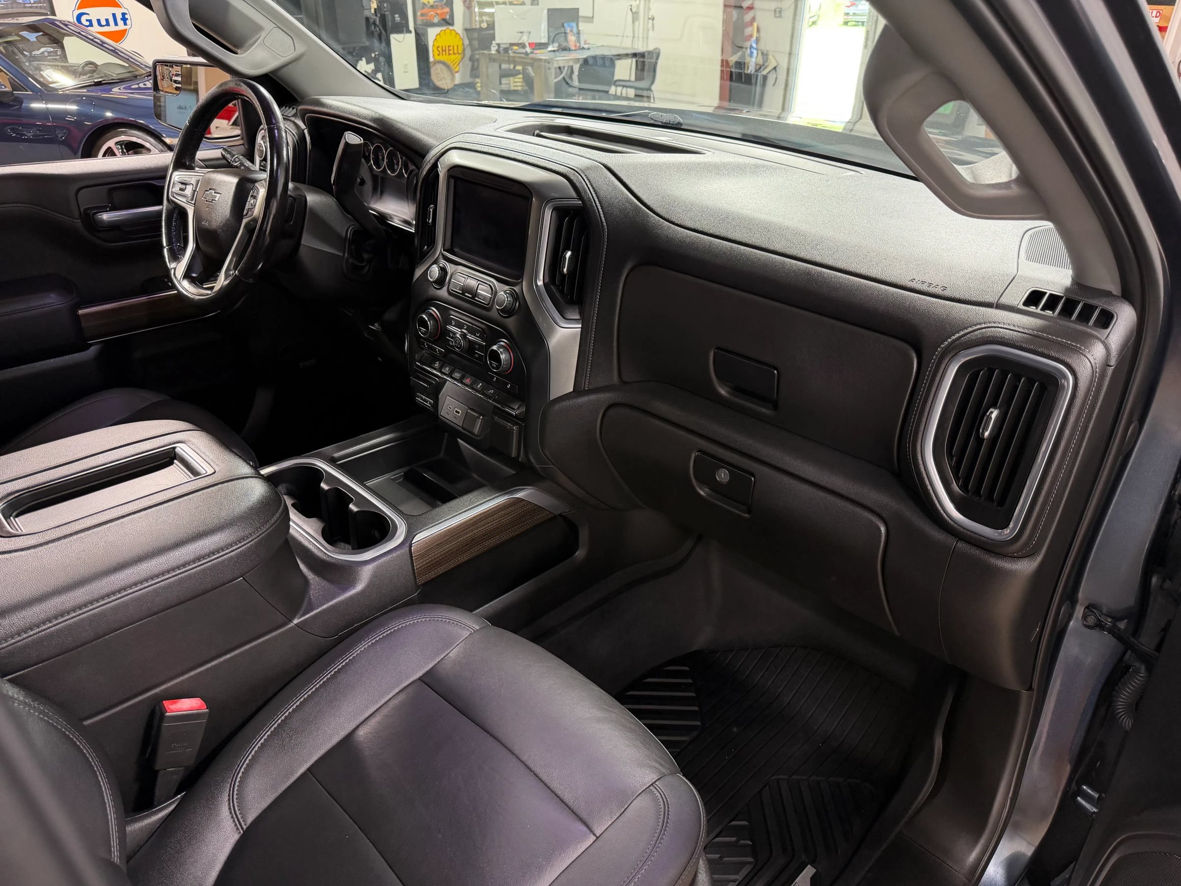 Used 2021 Chevrolet Silverado 1500 RST AWD/4WD image 18