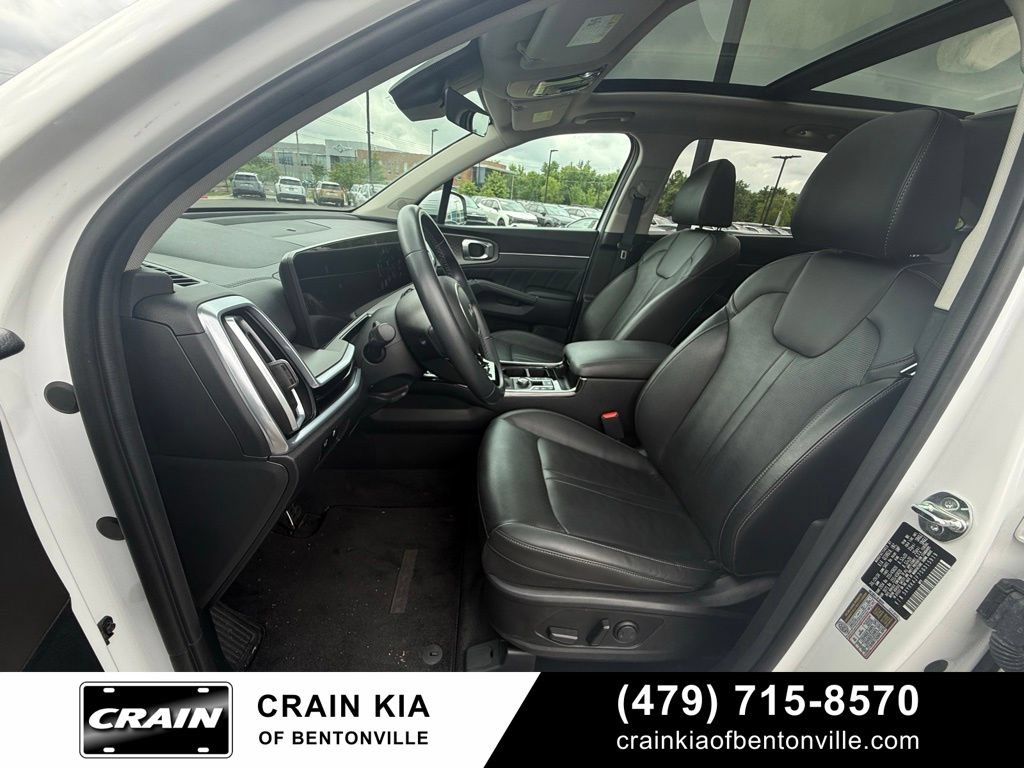 Certified 2025 Kia Sorento SX FWD image 22