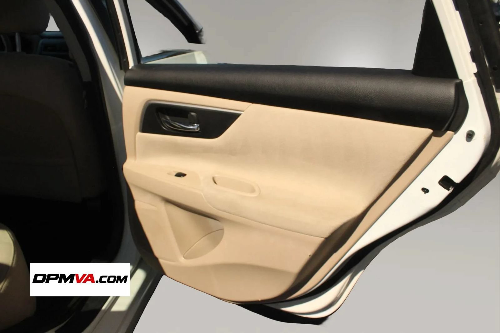 Used 2015 Nissan Altima 2.5 S w/ Power Driver Seat Package FWD image 24