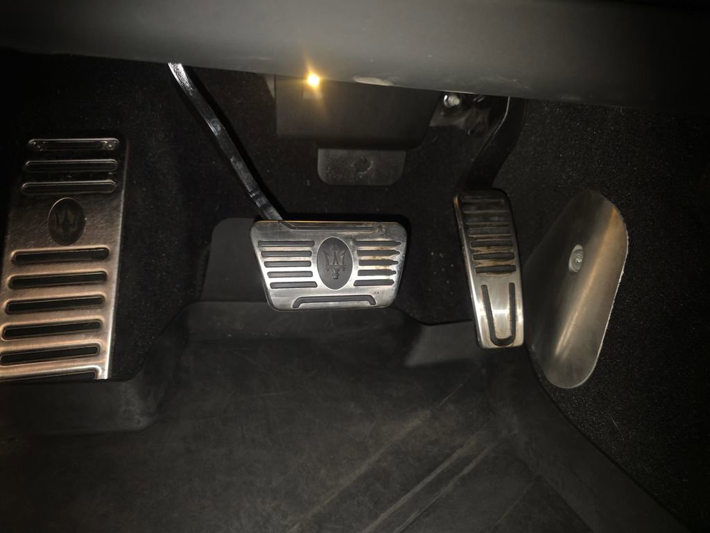 Used 2019 Maserati Levante GTS AWD/4WD image 31
