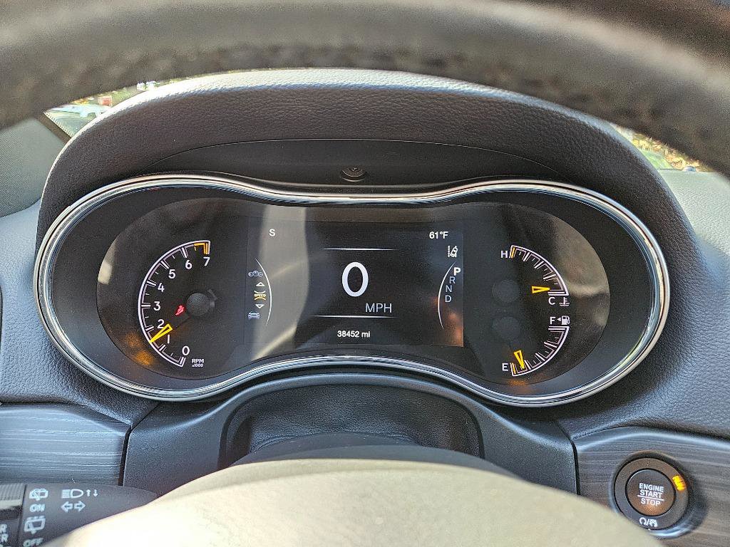 Used 2021 Jeep Grand Cherokee Limited w/ Luxury Group II image 36