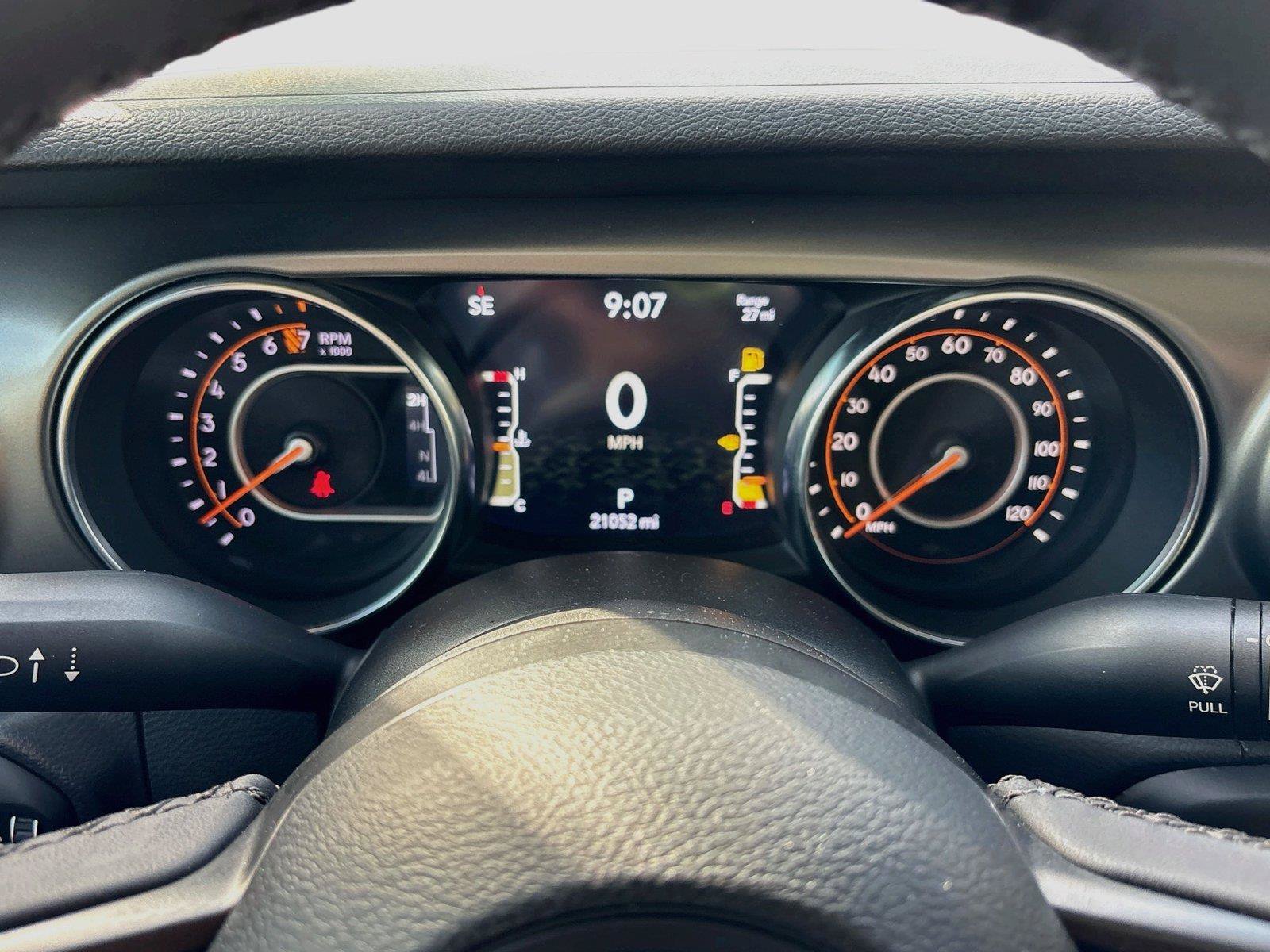Used 2023 Jeep Gladiator Sport AWD/4WD image 14