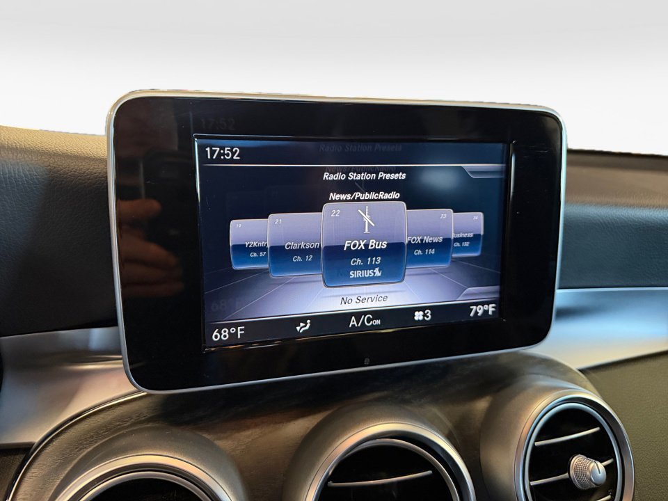 Used 2018 Mercedes-Benz GLC 300 4MATIC image 21