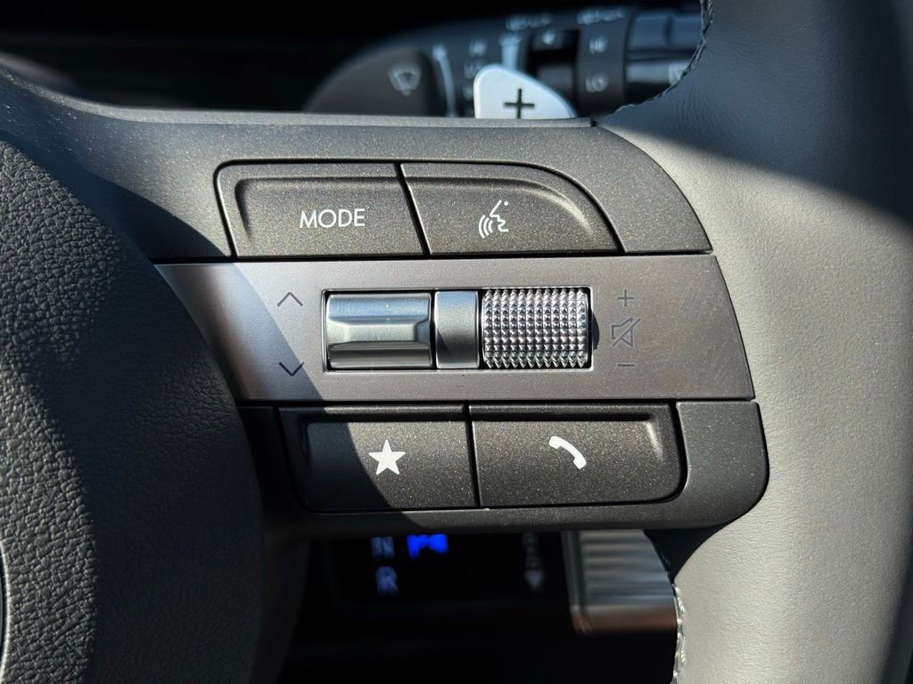 Used 2026 Hyundai Kona SEL Premium image 22