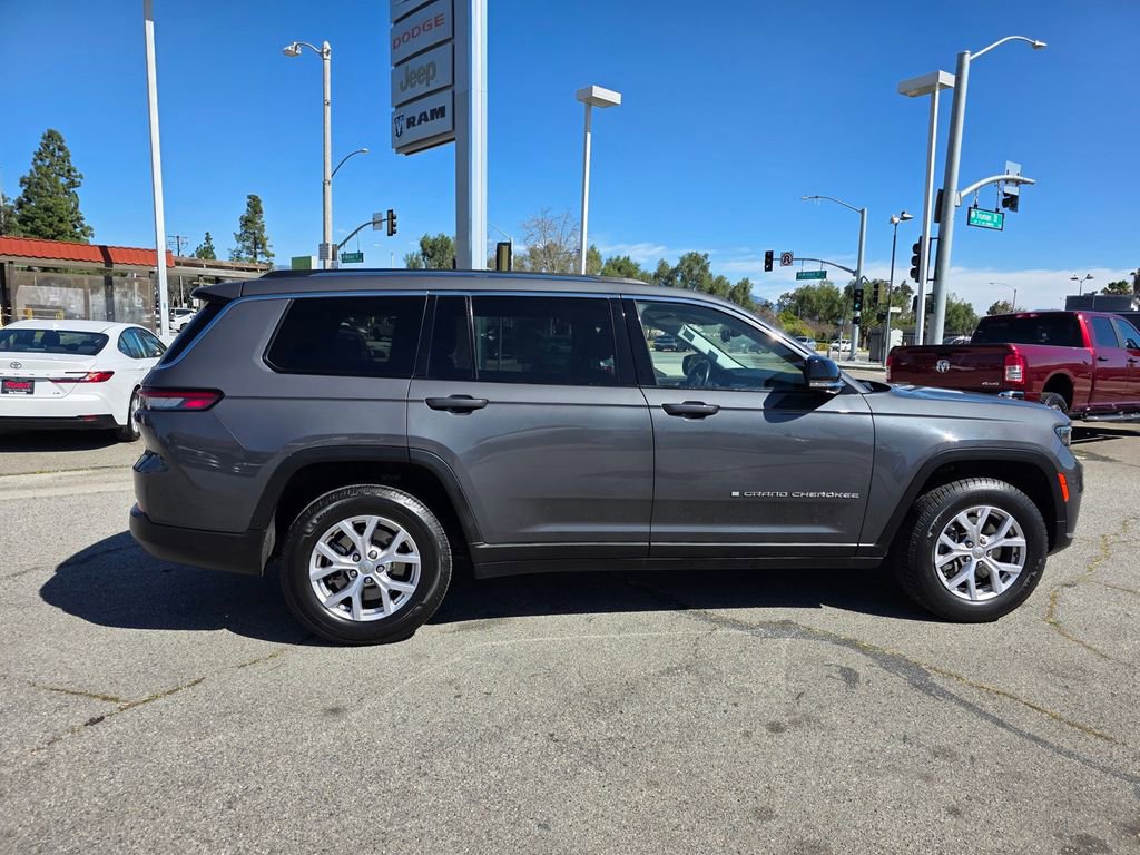 Used 2022 Jeep Grand Cherokee L Limited image 4