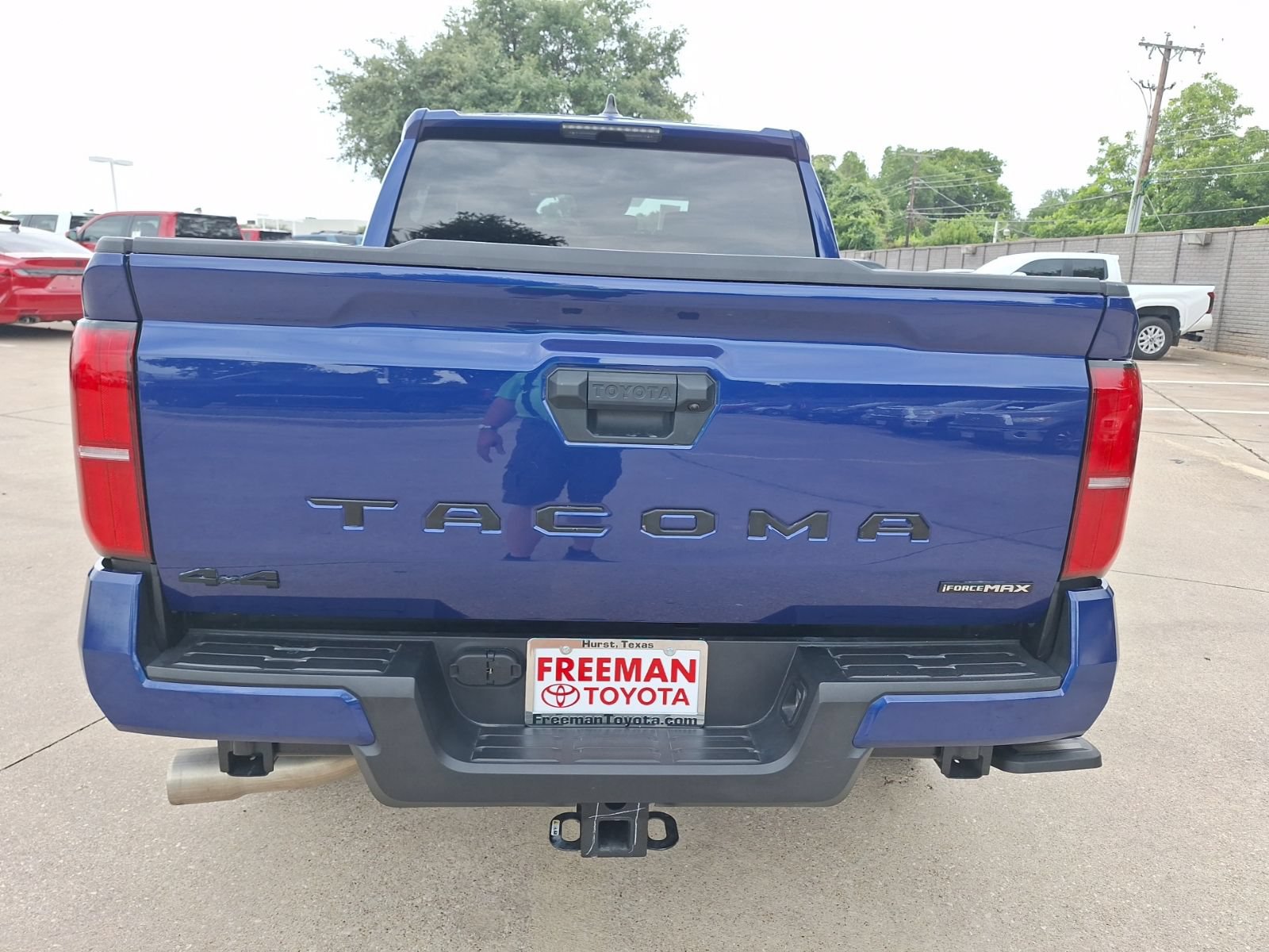 Used 2025 Toyota Tacoma TRD Sport AWD/4WD image 5