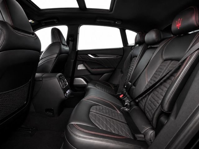 Used 2019 Maserati Levante Trofeo AWD/4WD image 24