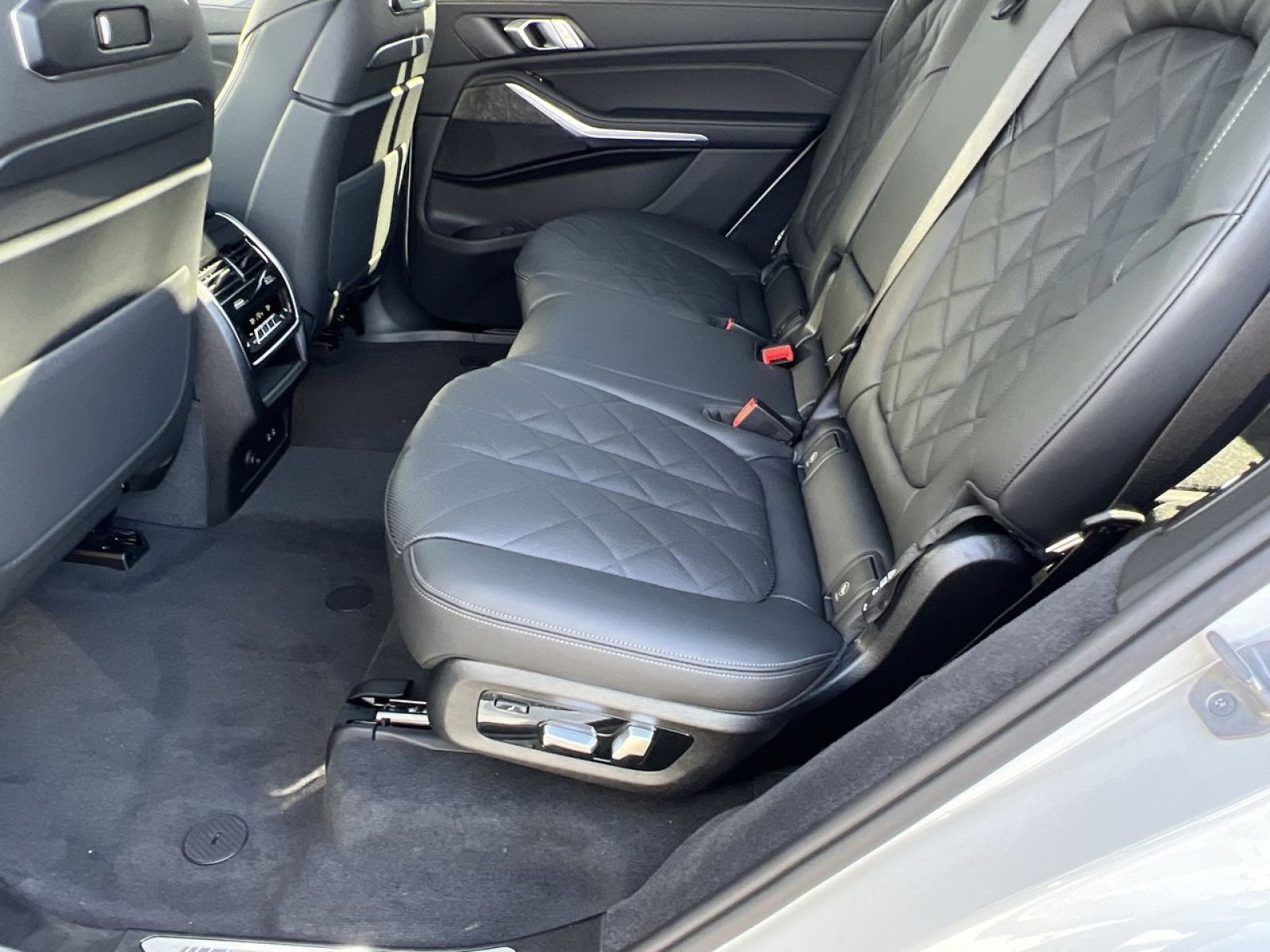 New 2026 BMW X7 xDrive40i w/ M Sport Package image 22